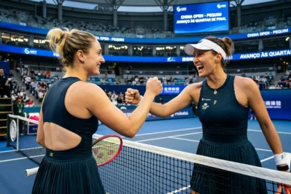 Luisa Stefani e Gabriela Dabrowski avançam às quartas de final no WTA 1000 de Pequim