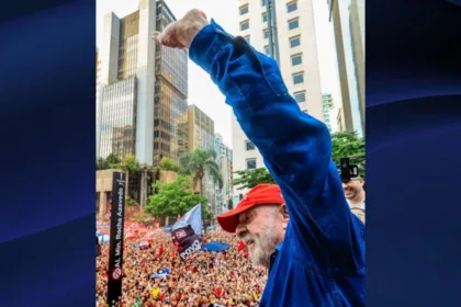 Lula vence o segundo turno e é reeleito presidente do Brasil