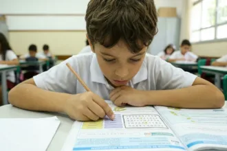 MEC publica avaliação final de livros didáticos para o ciclo 2027-2030