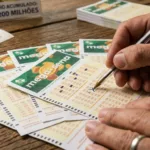 Mega-sena acumula e premiação chega a duzentos milhões de reais