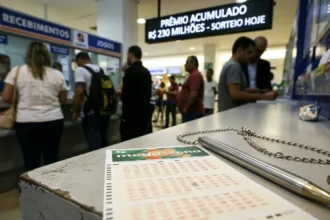 Mega-Sena realiza sorteio acumulado de duzentos e trinta milhões de reais neste sábado