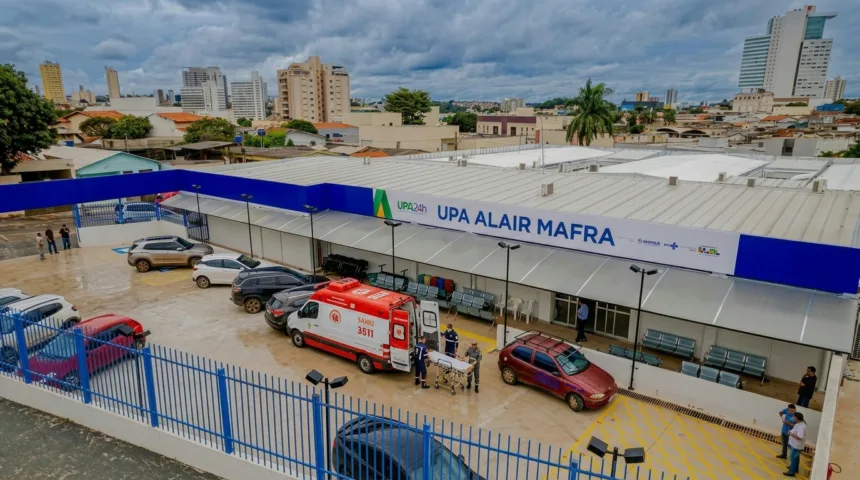 Morador de Anápolis sofre parada cardíaca e morre após suposto engasgo com bagaço de laranja Morador de Anápolis sofre parada cardíaca e morre após suposto engasgo com bagaço de laranja