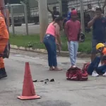 Mulher fica ferida durante acidente entre carro e moto no Residencial Granville