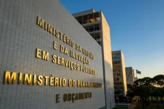 País recebe R$ 5,2 bilhões do governo para investimentos em saúde e assistência social