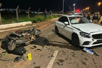 Polícia identifica Fernando da Rocha como motociclista morto em colisão com Mercedes em Anápolis