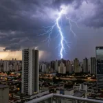 São Paulo mantém alerta para chuvas fortes e risco de alagamentos nesta quinta-feira